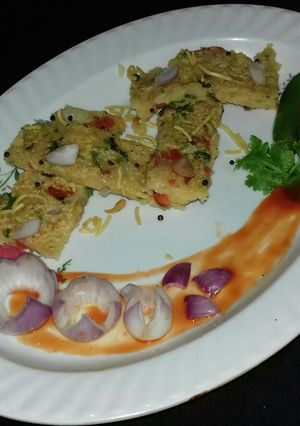 A picture of Poha Uttapam.