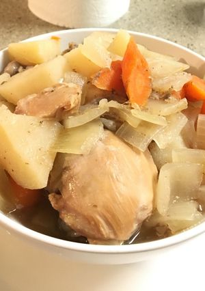 簡單-鷄腿湯【60分鐘】【西洋風】【家常菜】 的食譜成品照片