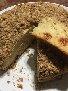 Una foto de Torta matera de membrillo y manzana c crumble de avena.Receta de Luna 🌜