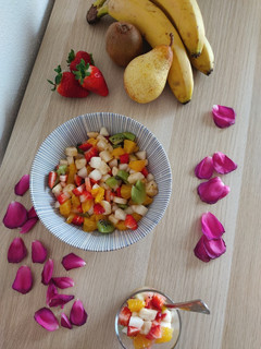 Una foto de Macedonia de frutas