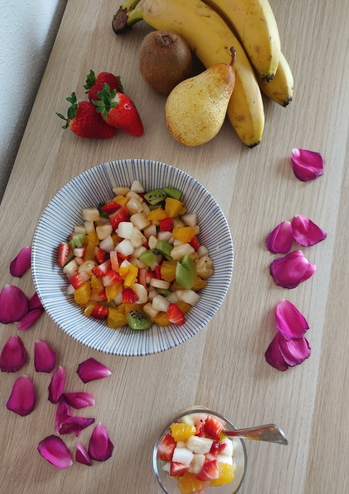 Una foto de Macedonia de frutas