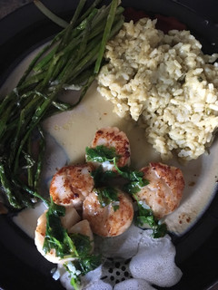 A picture of Lemon Butter Scallops.