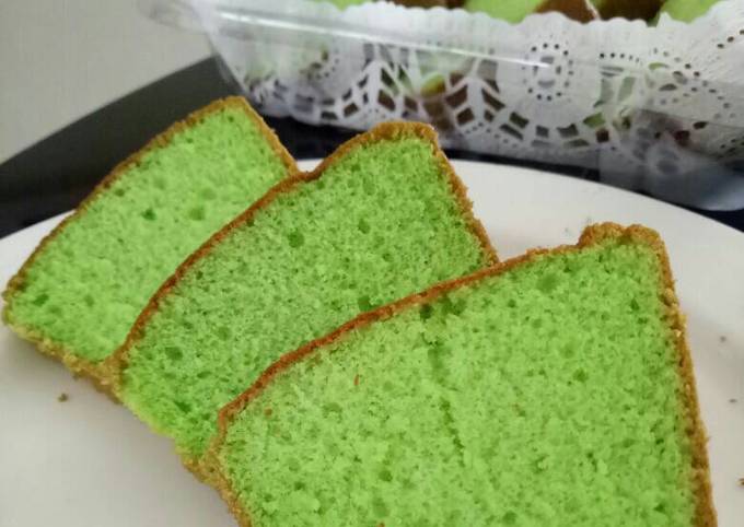 Resep Pandan Sponge Cake Oleh Irine Cookpad