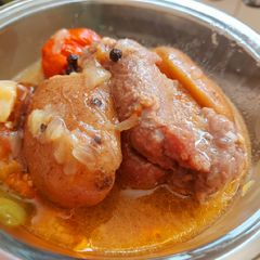 A picture of Beef Rosh.