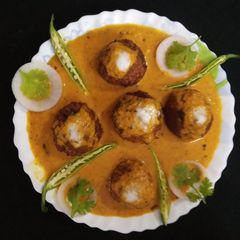 A picture of लौकी के कोफ्ते (Restaurant style).