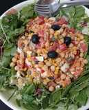Ensalada de garbanzos y maíz