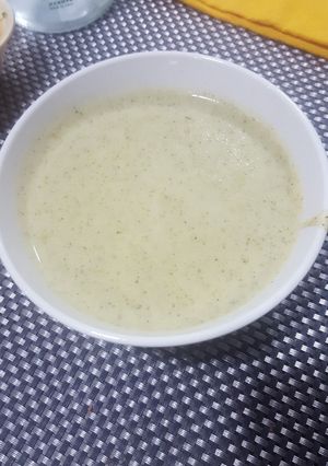 Una foto de Crema verde con Thermomix