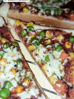 Foto resep Roti Tawar Pizza: Mix vegetables & Cheese