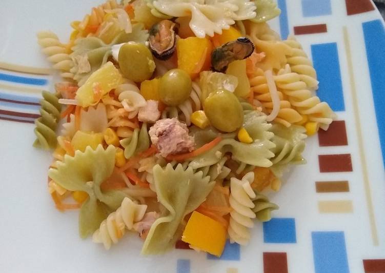Ensalada de pasta tropical