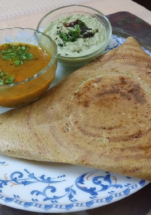 A picture of Moong Dal Dosa.