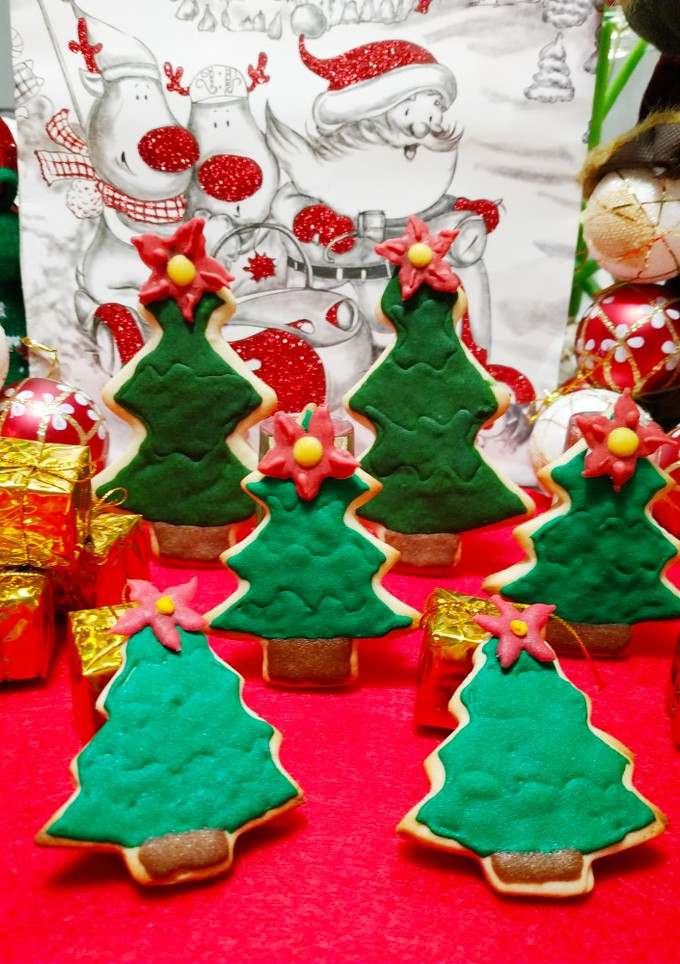 Una foto de Galletitas árbol navideño