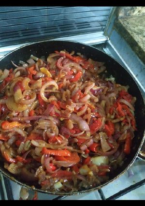 A picture of Onion sauce.