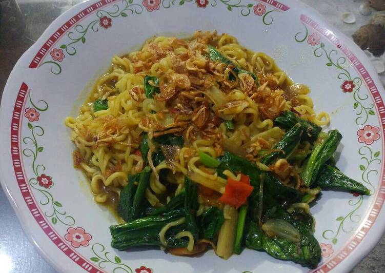 Indomie kari masak pedas