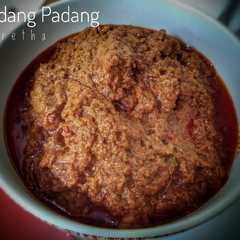 A picture of Rendang ala Padang.