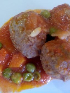 Una foto de Albóndigas en salsa