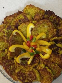 عکسی از دستور کتلت سیب زمینی و کدو سبز😍