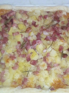 Foto di Torta salata con patate e pancetta