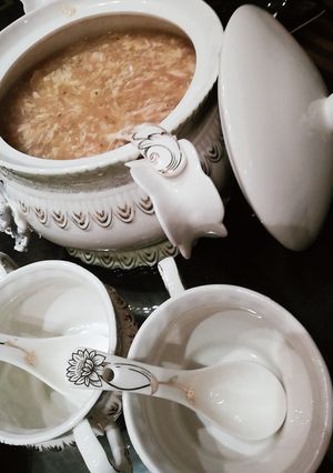A picture of Hot n sour soup.