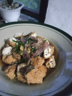 Foto resep Tahu gejrot khas cirebon