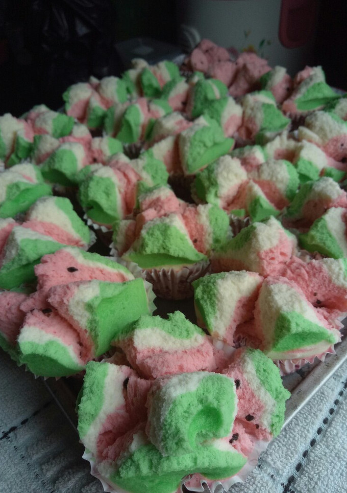 Foto resep Bolu kukus semangka anti gagal (bolu sprite)