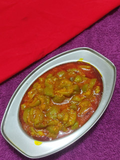 ગલકા નું શાક (Galka Shak Recipe In Gujarati) રેસીપી મુખ્ય ફોટો