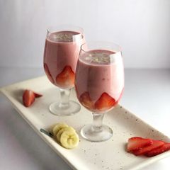 A picture of Strawberry Banana Smoothie.