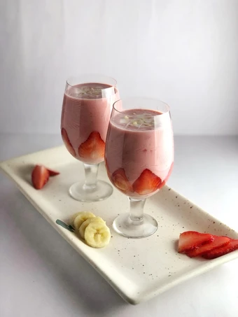 Easy Way Make Recipe Strawberry Banana Smoothie that is So Delicious, Tasty}