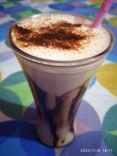 কোল্ড কফি (cold coffee recipe in bengali) রেসিপির প্রধান ছবি