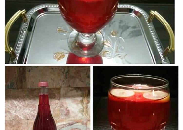 Recipe of Homemade Laal Sharbat🍷🌹