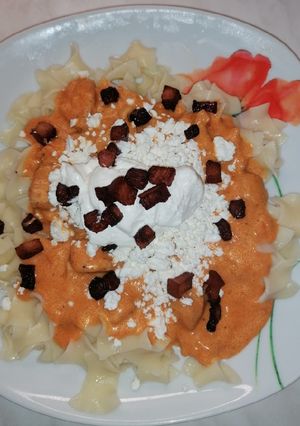Harcsapaprikás túrós csuszával recept fotója