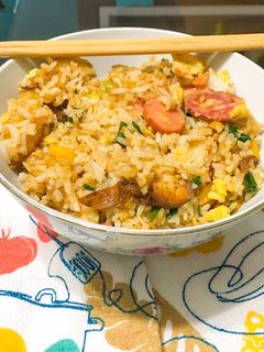 Una foto de Arroz Chaufa a mi Estilo