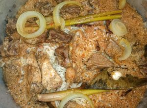 Foto resep Nasi Kebuli Kambing (Campuran beras basmati+beras lokal)