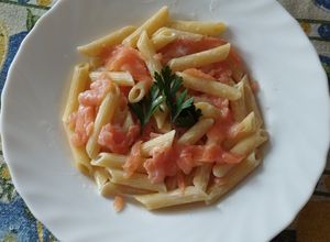 Foto di Pasta al salmone senza panna