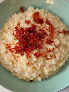 Una foto de Risotto con jamón