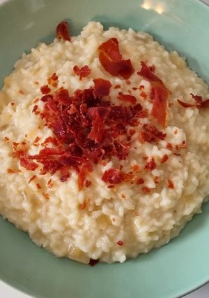 Una foto de Risotto con jamón
