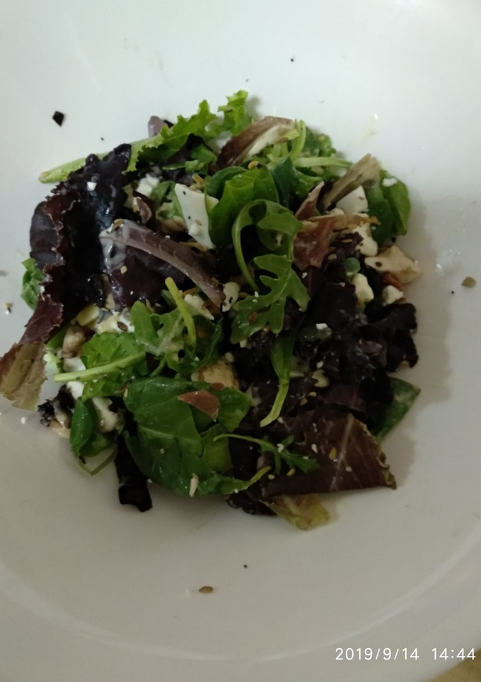 Una foto de Ensalada de jamón