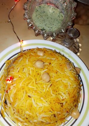 A picture of Cholay ki biryani.