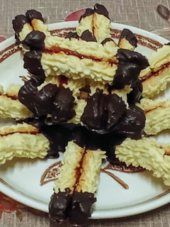 صورة لوصفة حلوى بالزبدة و الشوكولاتة 🍫