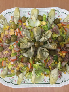 Foto principal de 137. Ensalada de lechuga con alcachofas