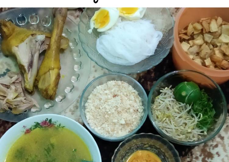 Soto Ayam Kampung Komplit