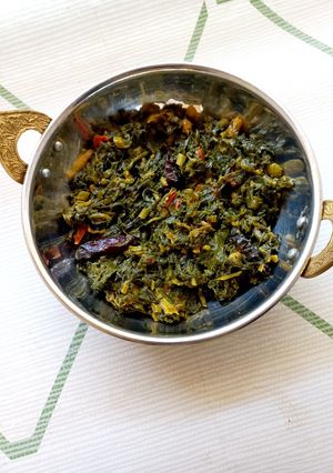 A picture of Sarson bhujia (saag).
