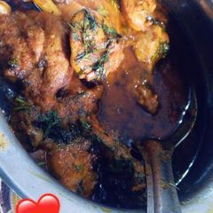 A picture of Hyderabadi chicken masala.