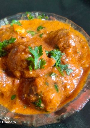 வாழைக்காய் குஃப்தா கறி செய்முறை முக்கிய புகைப்படம்