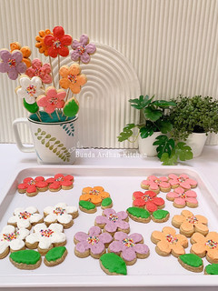 Foto resep Flower Cookies With Royal Icing