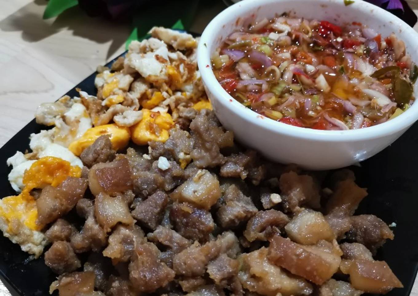 Babi manis BBQ suimpel murah meriah dgn sambal matah
