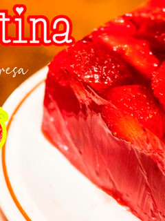 Una foto de Fresatina (Gelatina con Fresas)