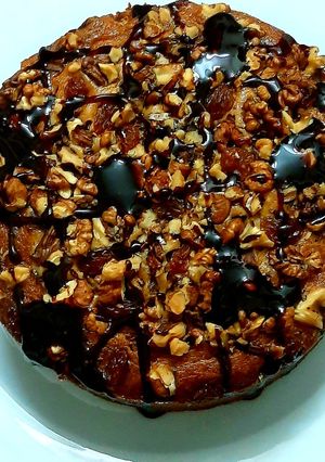 वॉलनट बनाना केक (walnut banana cake recipe in hindi) रेसिपी मुख्य फोटो
