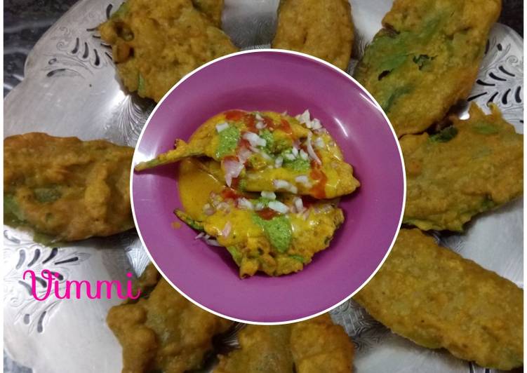 Recipe: To Try At Home Palak ke pakode with kadhi