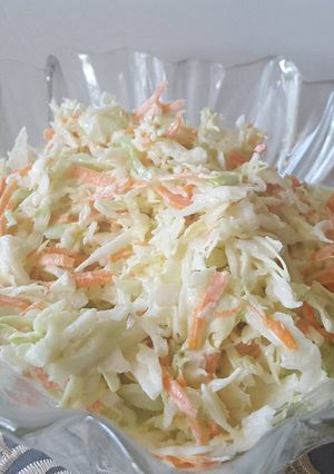 Una foto de Ensalada de col y zanahoria