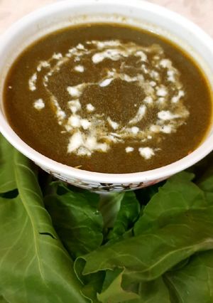 પાલક સૂપ (Palak Soup Recipe In Gujarati) રેસીપી મુખ્ય ફોટો
